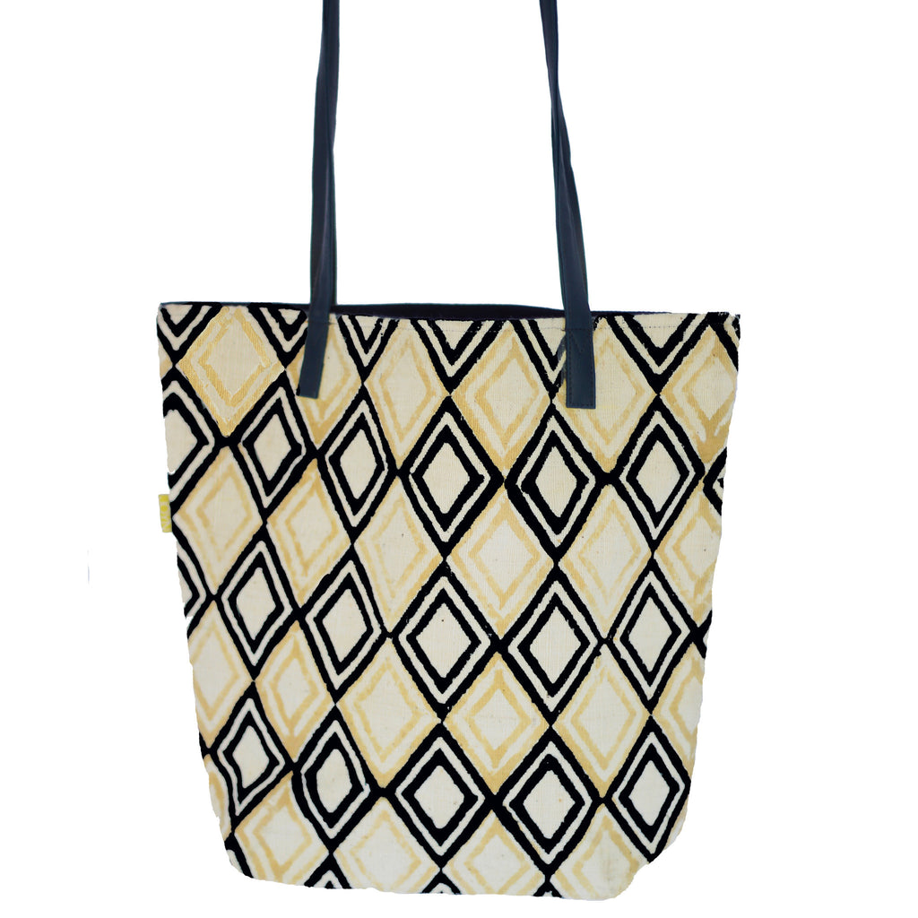 NL140503 Bucket Tote-Navy Diamonds