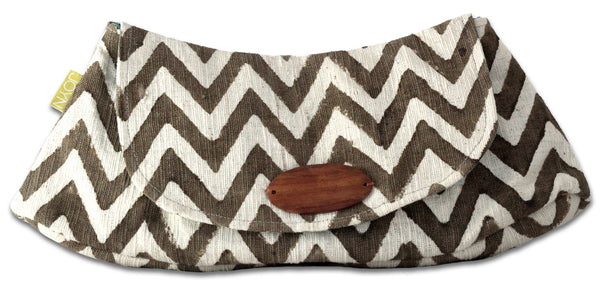 141029 Button Clutch - Elephant Grey Chevron